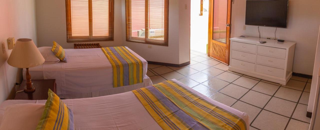 Punta Sal Suites & Bungalows Resort กาโนอาส เด ปุนตาซัล ภายนอก รูปภาพ